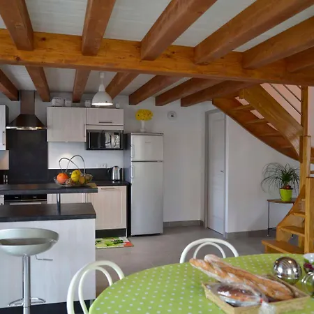 La Maison D'alphonse 7/8 Personnes Dom wakacyjny Saint-Leger-du-Malzieu